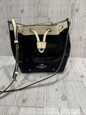 Coach Baby Mickie Drawstring Bucket Bag in Navy And Cream Pebbled Leather